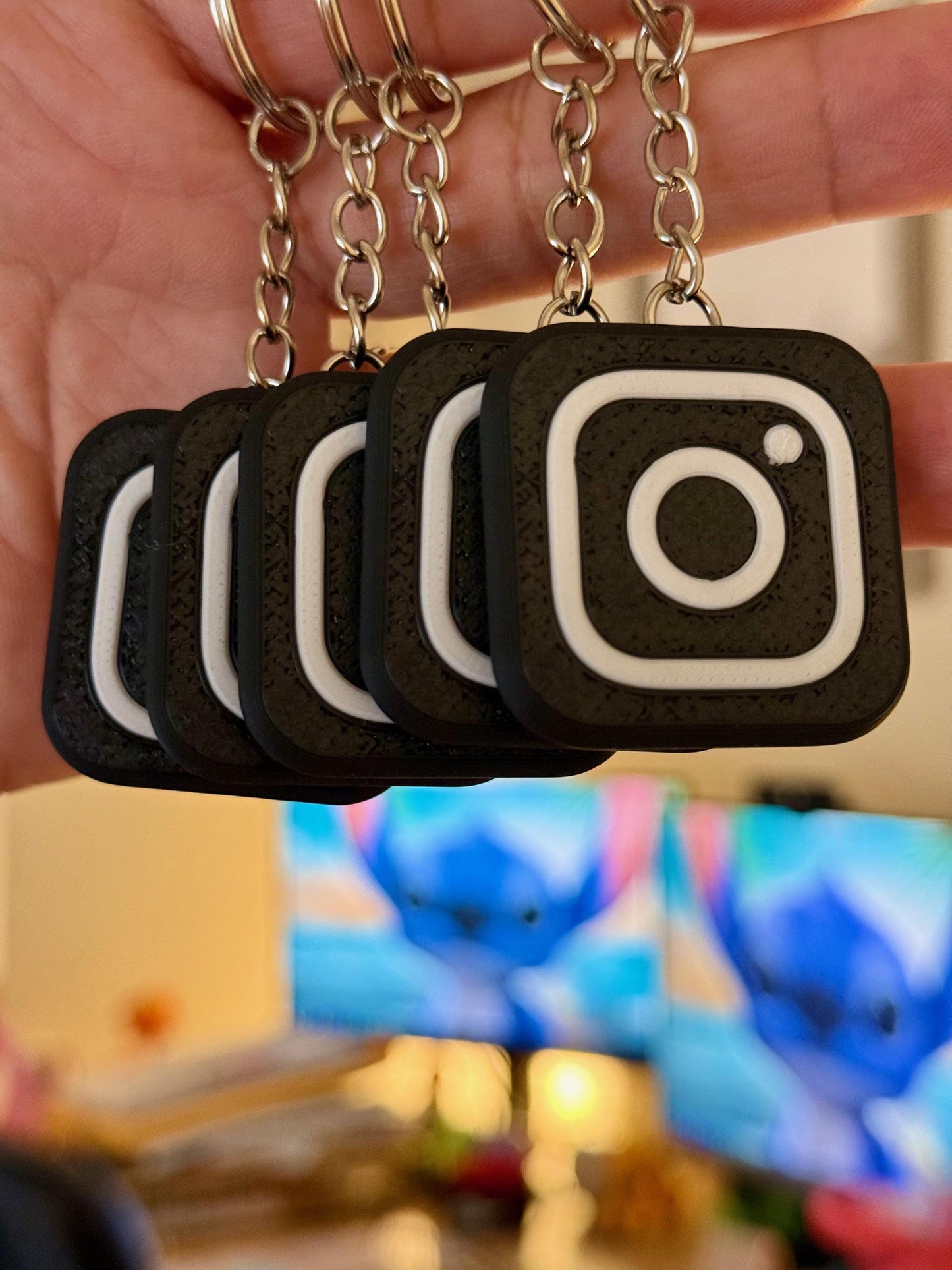 NFC Instagram keychain, smart Instagram tag, NFC social keychain, Instagram business tool, social media keychain