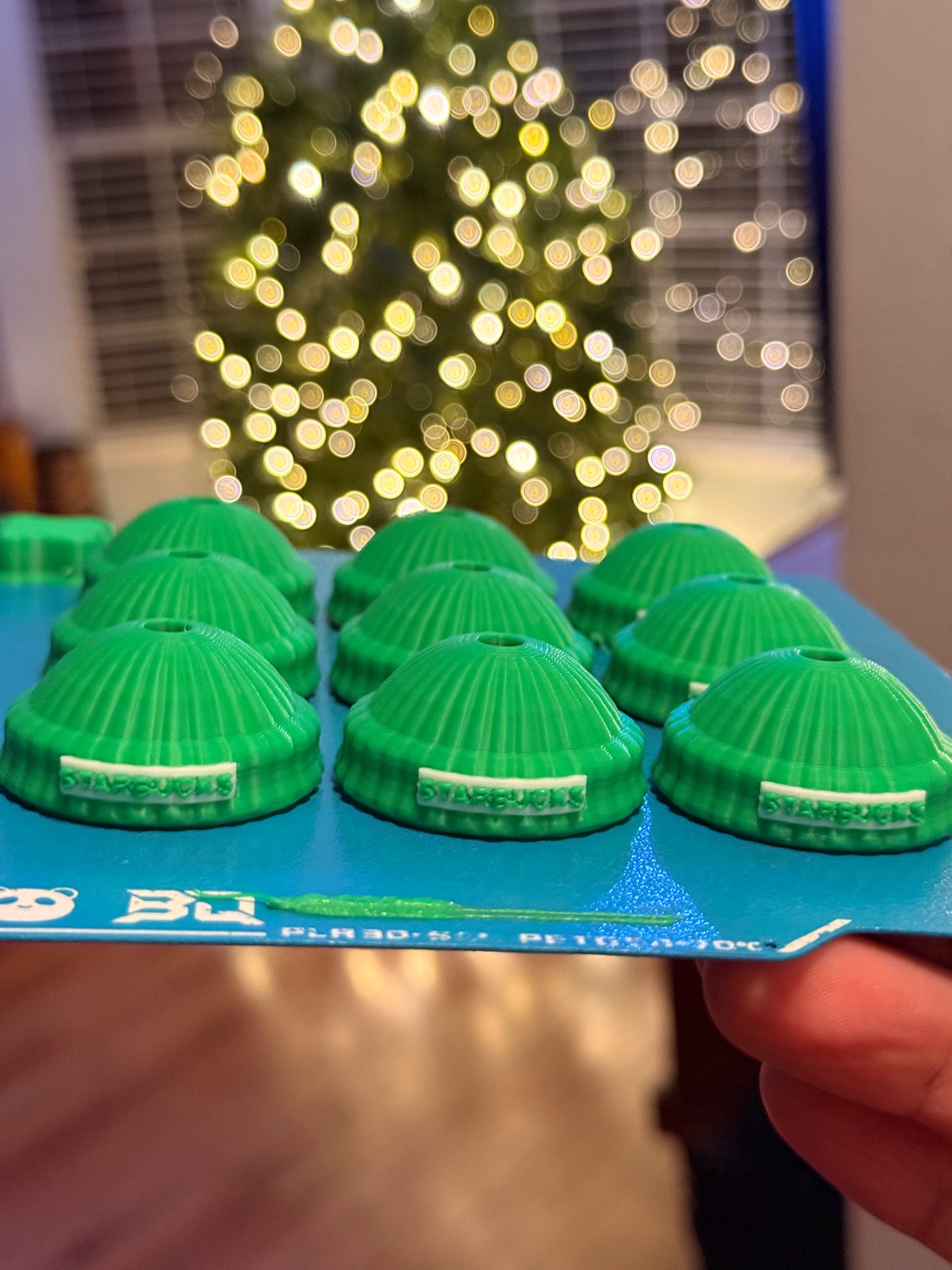 ✨ Holiday Bearista Ornament – Cute 3D Printed Bear with Hidden Gift Holder (Brown Latte Edition)